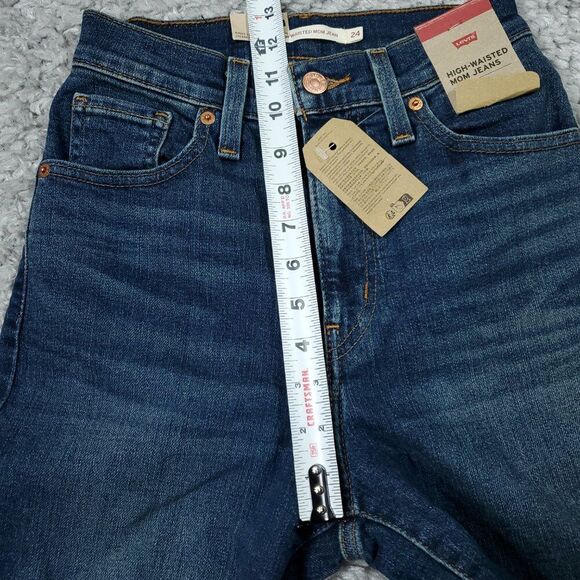 Levi's High Waisted Mom Jeans Tapered Stretch Size 24 x 29 Dark Wash Blue - Picture 11 of 11